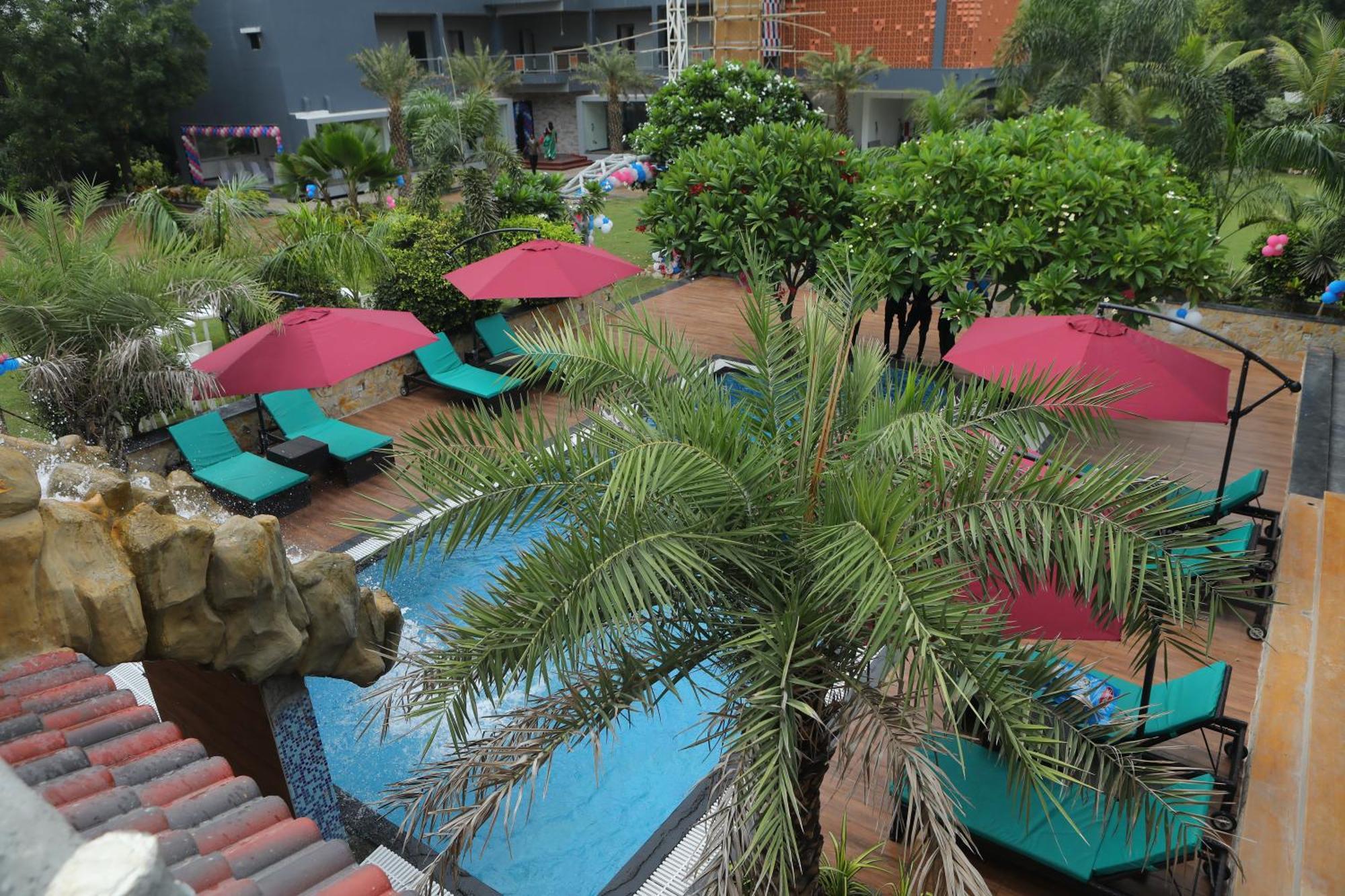 Krishna Riverside Resort Vāsad Exterior foto